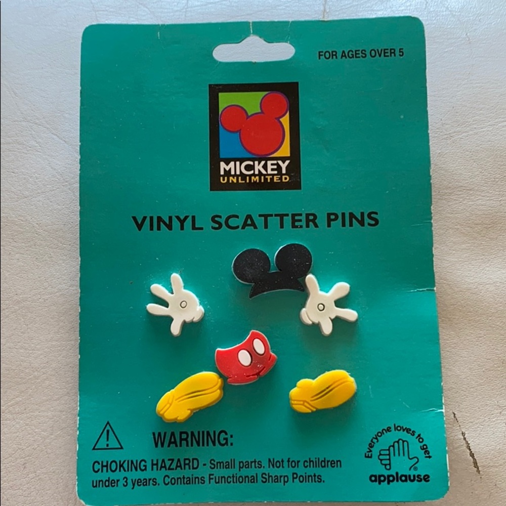 Disney Mickey Scatter Pin